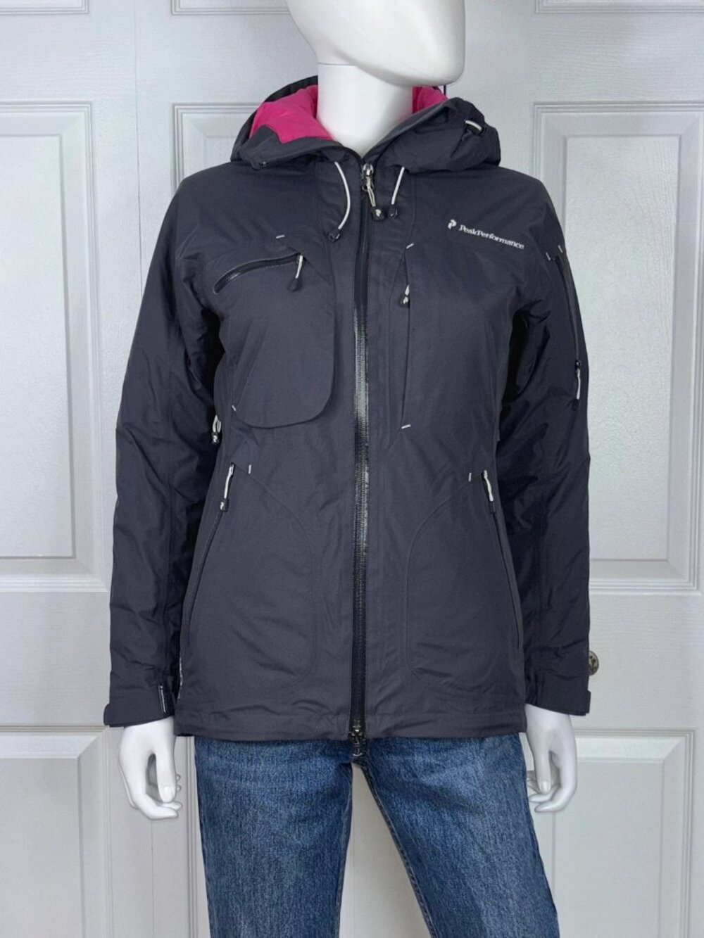 PEAK PERFORMANCE women's XXS ski jacket